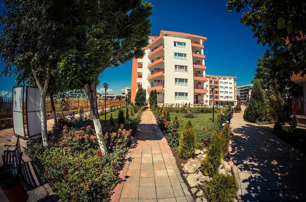Gt Riviera Fort Beach Apartments Ravda Exteriör bild